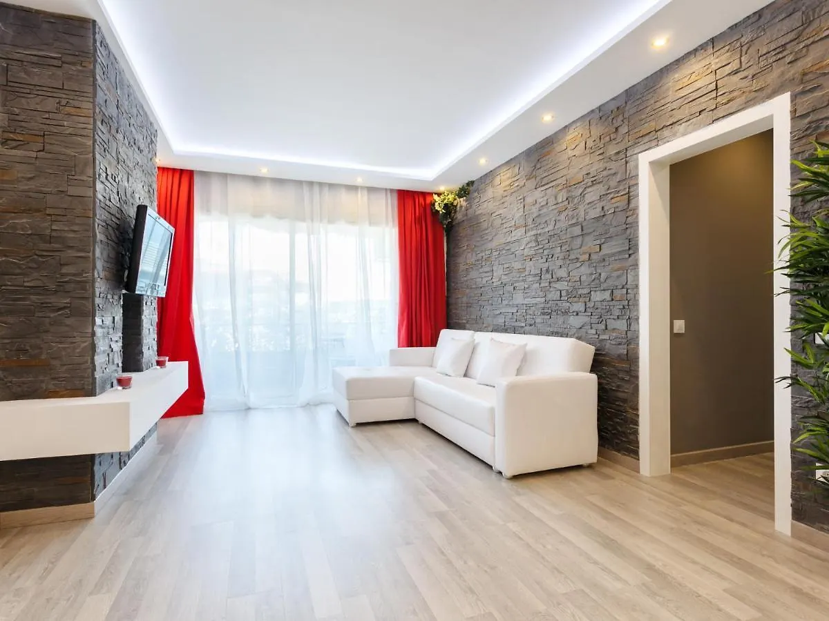 Beautiful Apartment In The Center Equipped For 7 Barselona